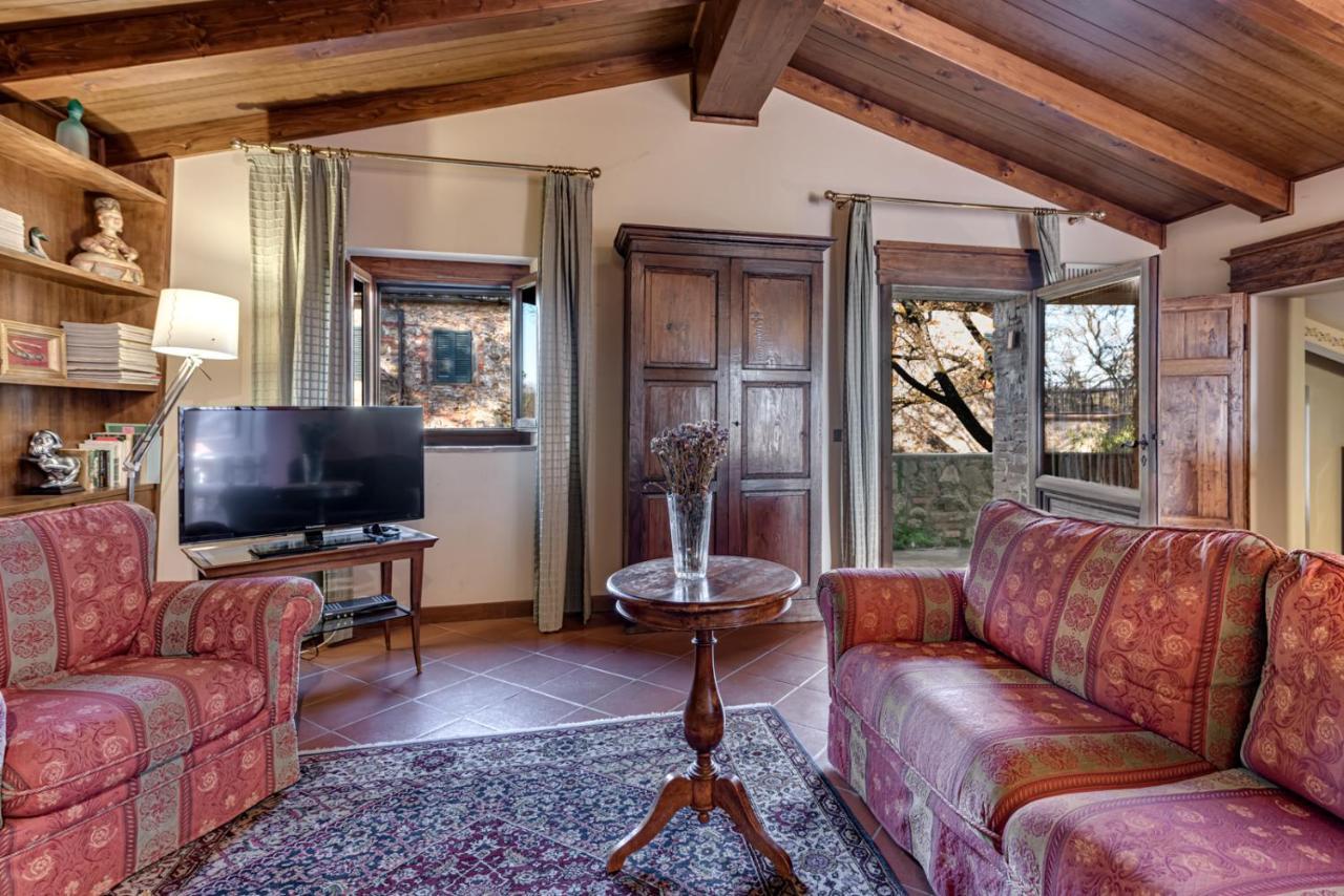 Villa Nemora Castello di Montalto 외부 사진